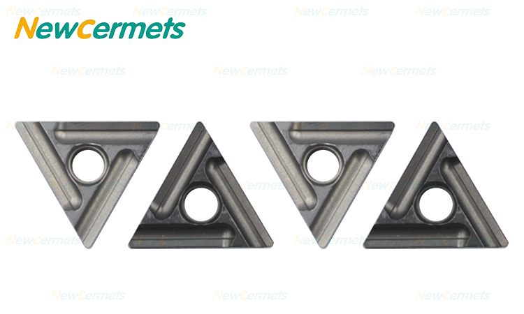 Qual é a diferença entre ferramentas CNC e lâminas?